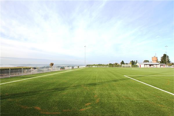 Aménagement terrain de football synthétique - Sportinfrabouw NV